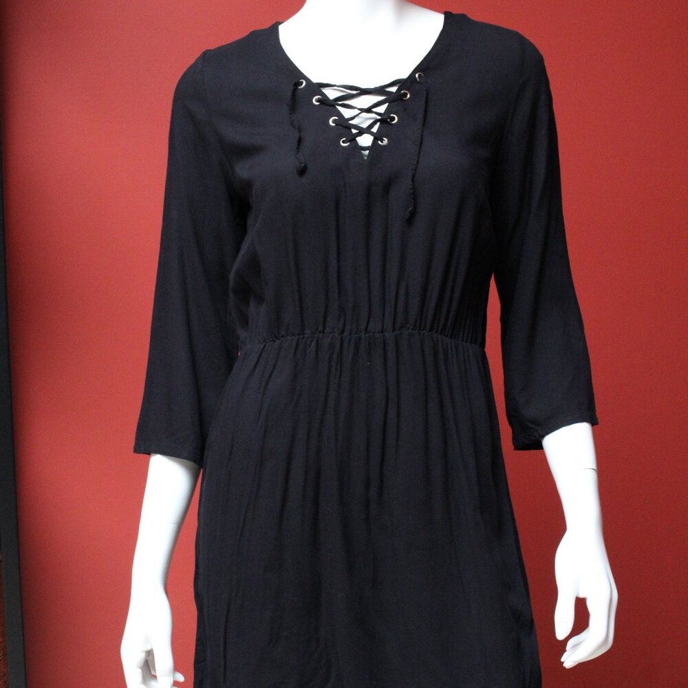H&M DIVIDED Black Front Laced Dress